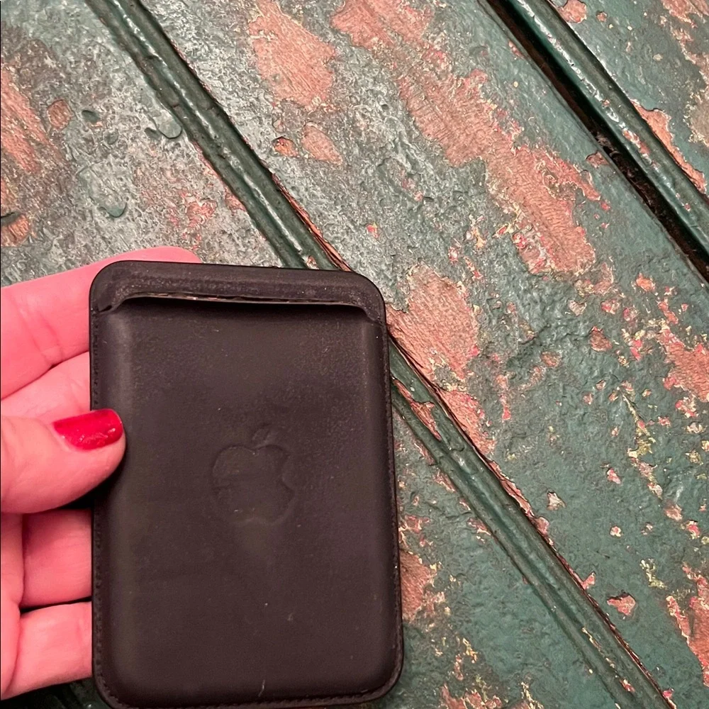 Apple Black Leather Card Holder